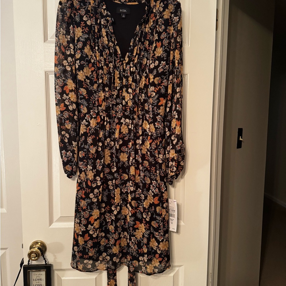 MSK Black Floral Long Sleeve Dress